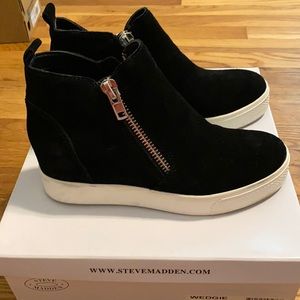 Steve Madden wedge sneaker